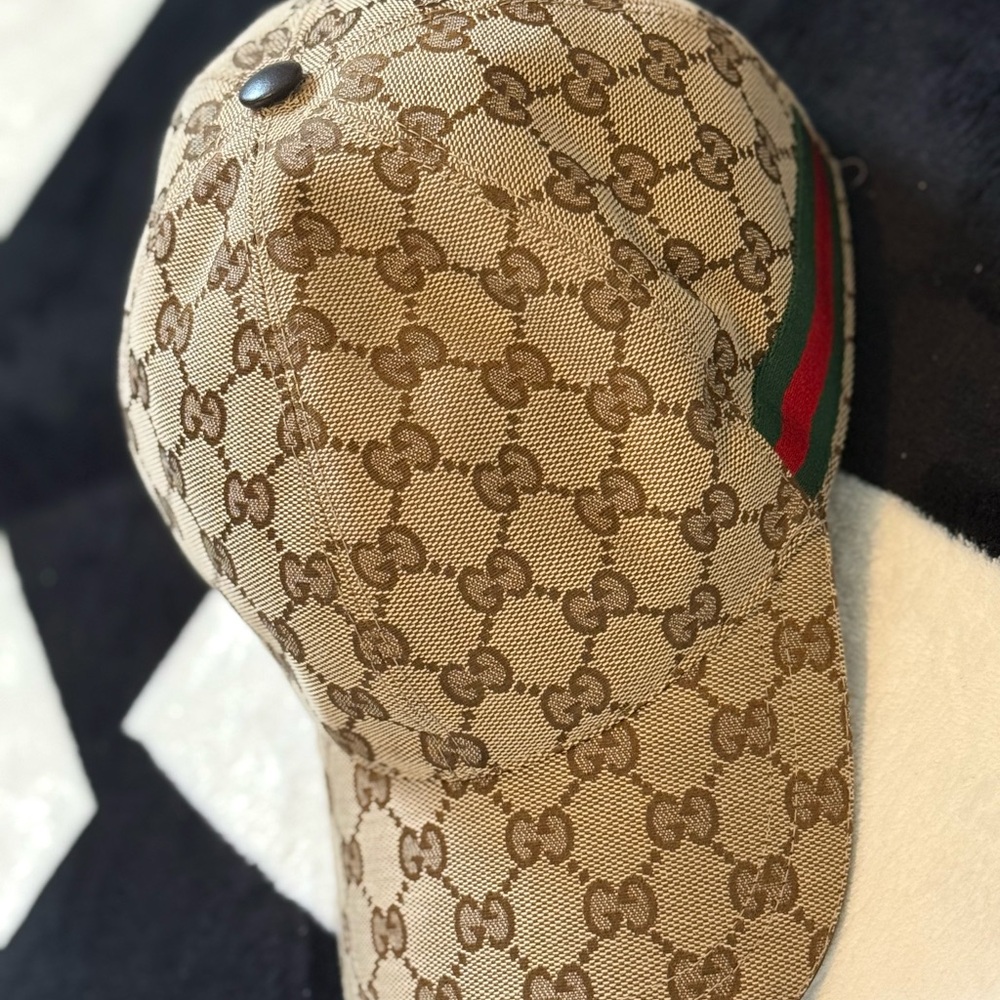 Gucci Tan Monogram Cap with Green and Red Stripe